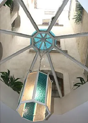 Les Echevins Hotel