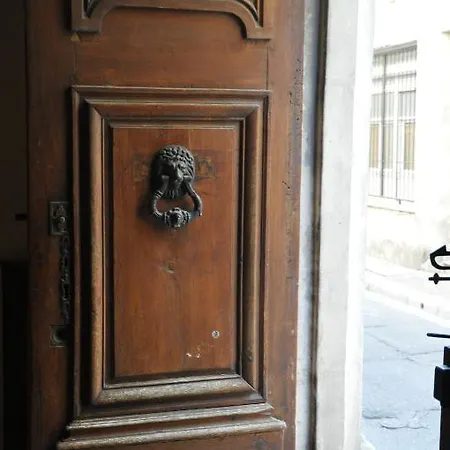 Les Echevins Hotel Tarascon
