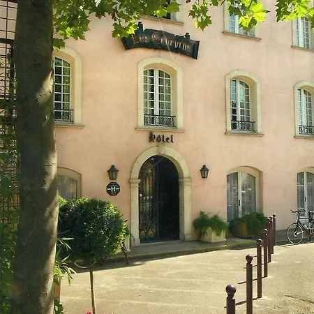 Les Echevins